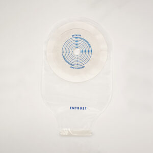 12-one-piece-drainable-pouch-extended-wear-transparent-velcro-closure