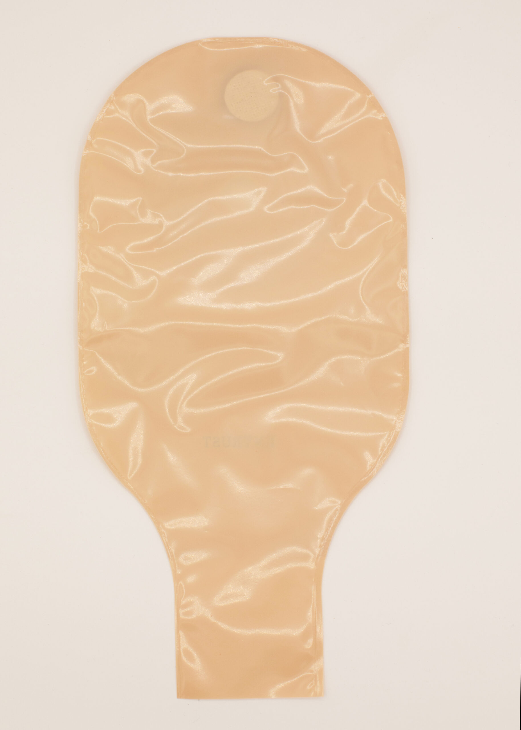 12" One-Piece Drainable Pouch w/ Filter - Extended Wear, Beige, Clip Closure - Image 3