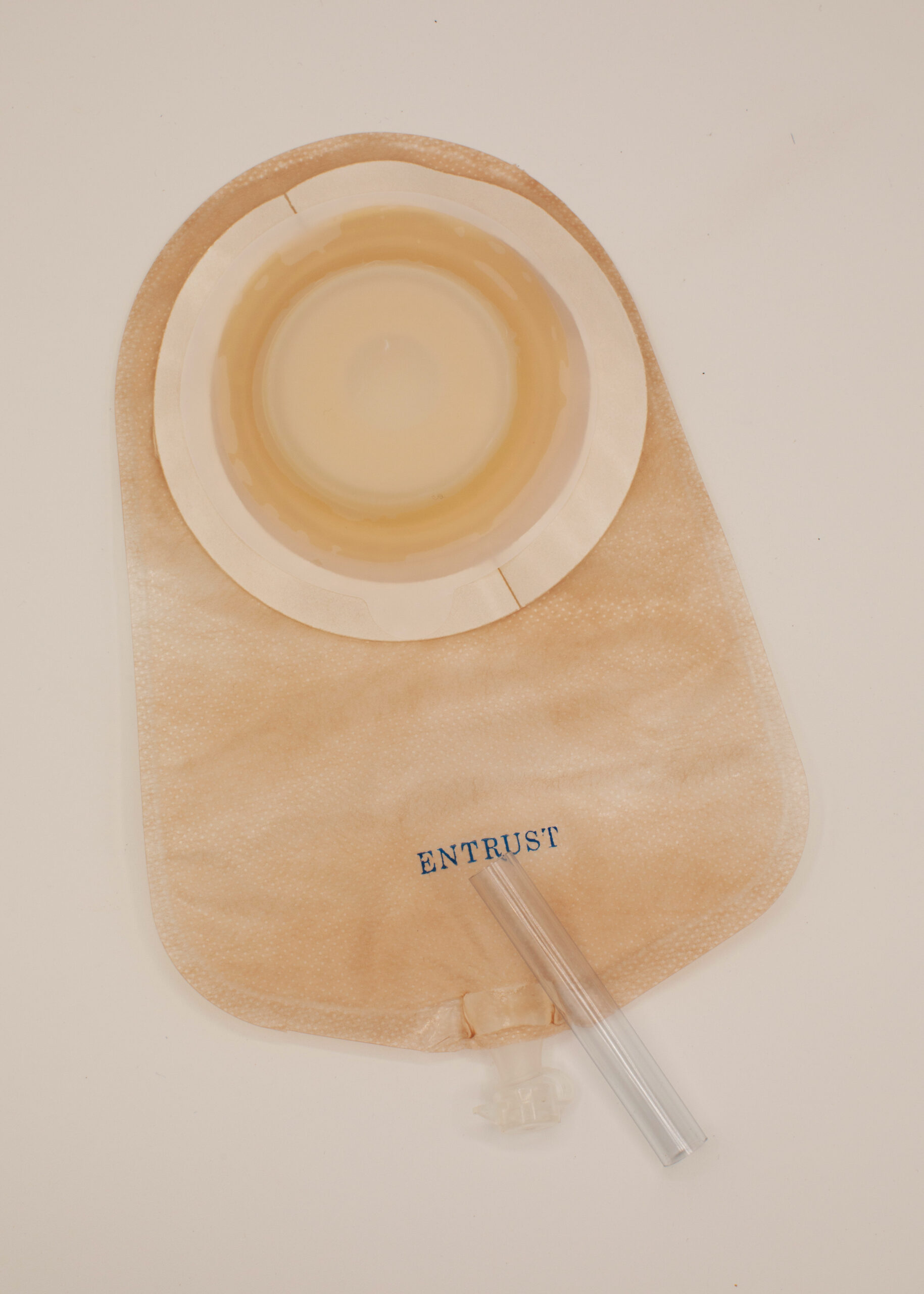 9" Convex One-Piece Urostomy Pouches - Extended Wear, Transparent, Drain/Cap Closure - Image 2
