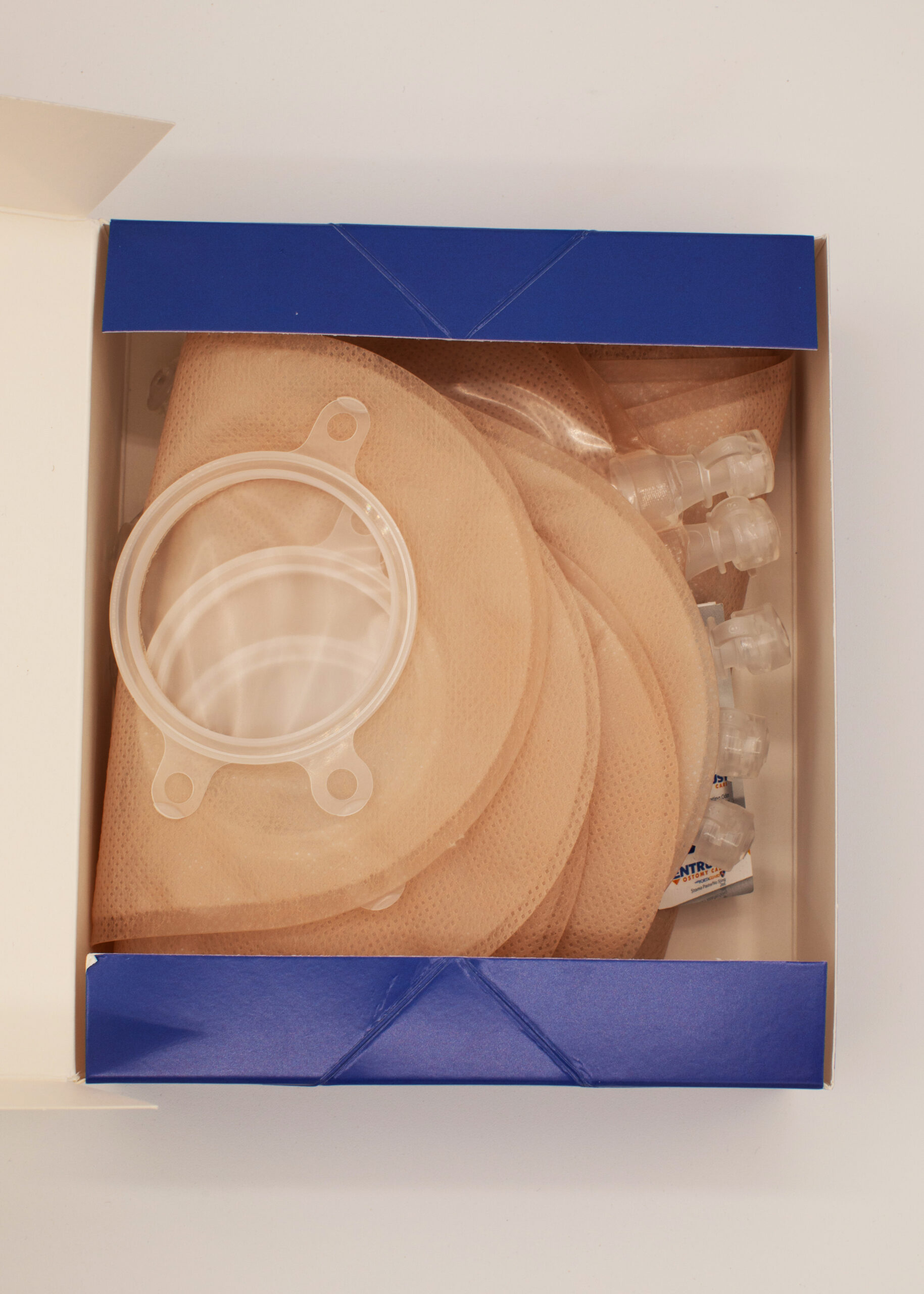 9" Two-Piece Urostomy Pouch - Transparent, Drain/Cap - Image 2
